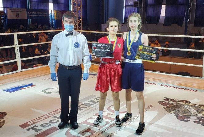Новини Хмельницького - фото з Хмельницькі боксерки завоювали нагороди на чемпіонаті України