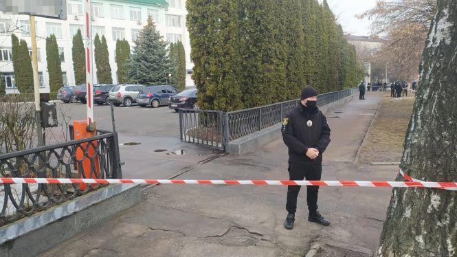 Новини Житомира - фото з Поліція перевіряє інформацію про замінування податкової в Житомирі