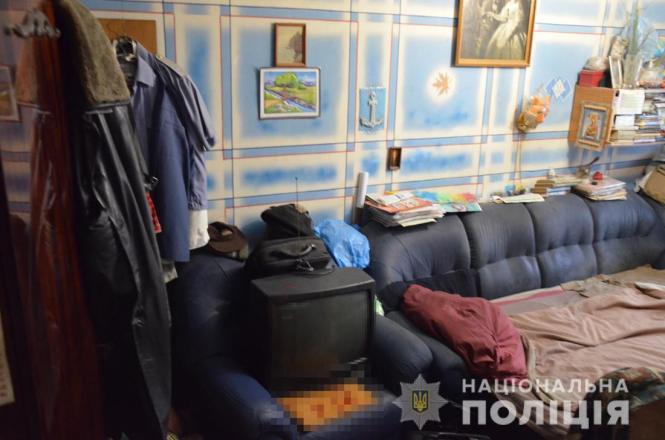 Новини Житомира - фото з Вбивство у Житомирі: у багатоповерхівці знайшли застреленим 39-річного чоловіка