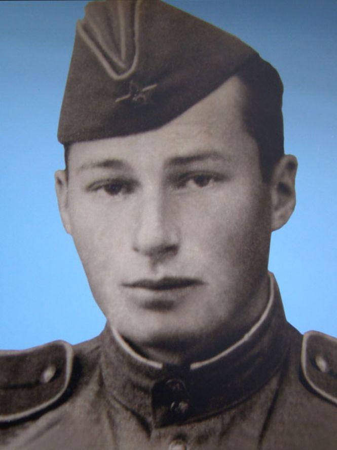 Новини Вінниці - фото з Бої на землі і в небі гриміли у ці дні у 1944-му у Вінниці. Спогади про військових льотчиків — визволителів міста