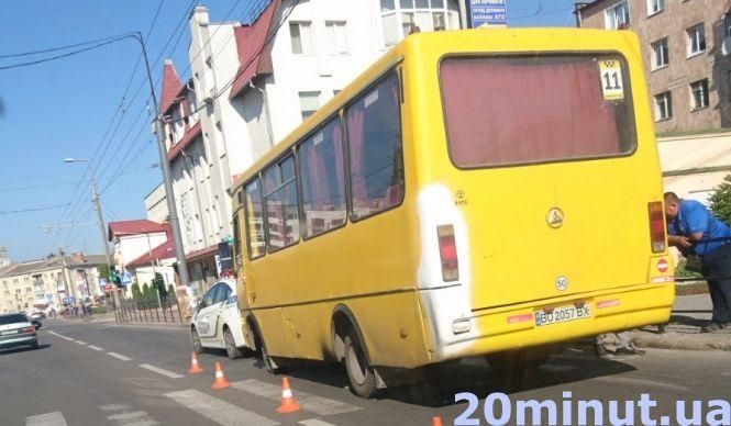 Новини Тернополя - фото з На смерть збив чоловіка на моноколесі, але продовжив працювати. Як суд покарав водія маршрутки?