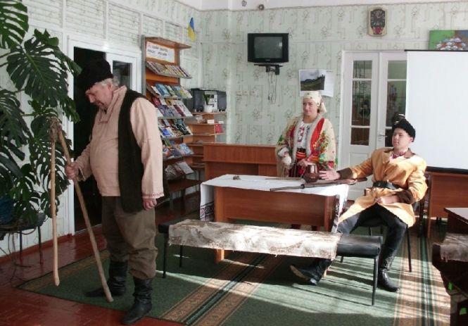 Новини Вінниці - фото з «Ви маєте звільнити приміщення!» Колектив бібліотеки опинився на вулиці без зарплати