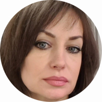 Новини Вінниці - фото з На «лівих» номерах і з карабіном всередині. Що за Lаnd Cruiser стоїть на парковці структури МВС?