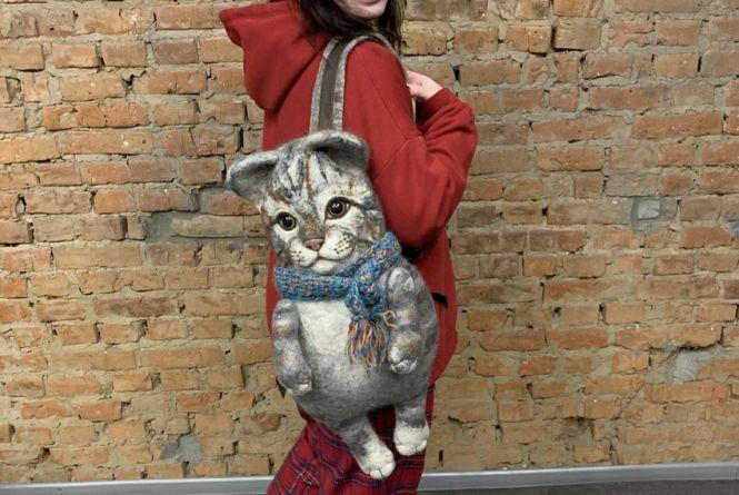 Новини Вінниці - фото з Куртки з обличчям, кото-рюкзаки, прикраси з вовни, або як може хобі стати професією