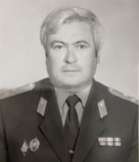 Новини Тернополя - фото з Когось любили, а хтось накивав п'ятами. Чим відзначилися і де поділися всі керівники обласної міліції