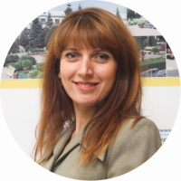 Новини Вінниці - фото з З любов'ю до рідного міста, або Як студентки вишивали книгу про Вінницю