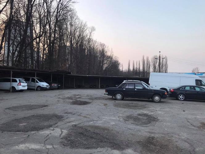 Новини Хмельницького - фото з Автостоянка на Молодіжній. Куди й чому переселяють машини Нет описания.