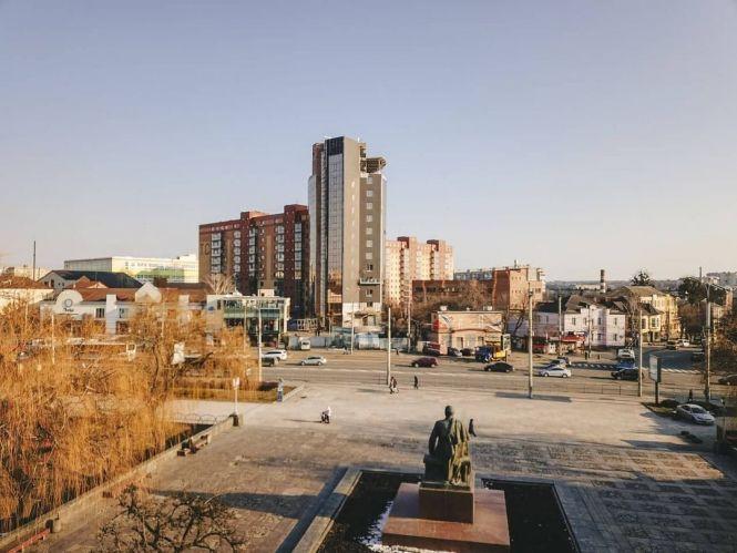 Новини Вінниці - фото з У Вінниці хочуть оновити простір перед музеєм Коцюбинського. Триває конкурс на 300 тисяч гривень