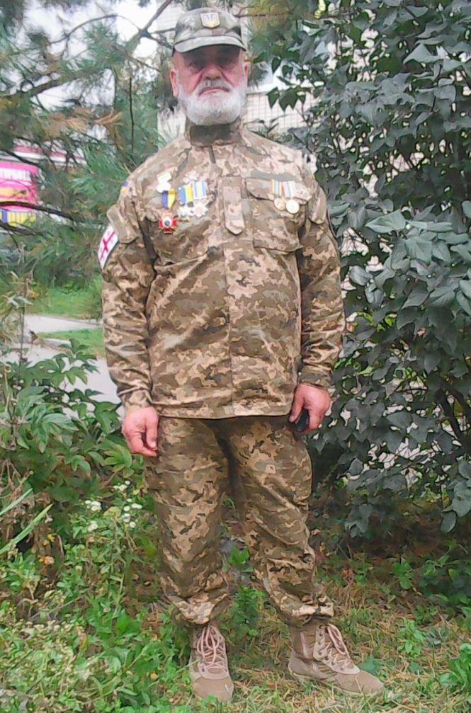 Новини Хмельницького - фото з Грузин з Хмельницького пройшов війну, але не подолав COVID-19