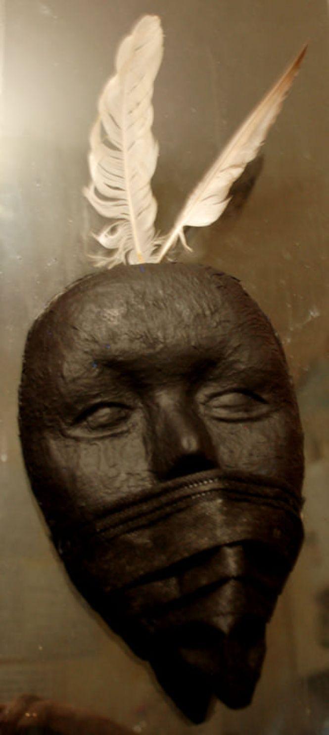 Новини Вінниці - фото з З Південної Африки до Вінниці: художник Олександр Никитюк презентував виставку «Маскування»