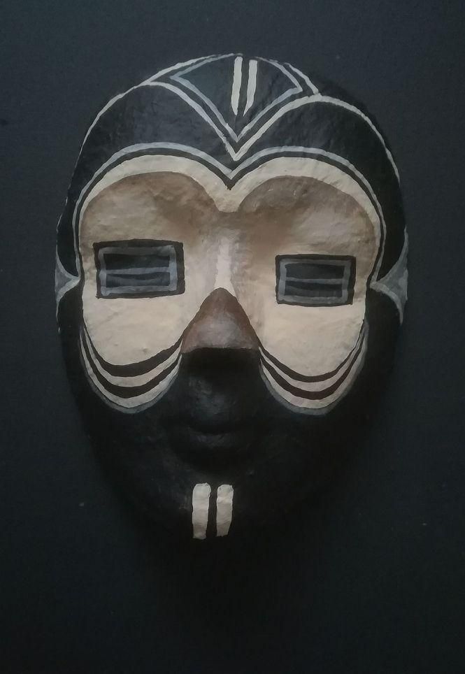 Новини Вінниці - фото з З Південної Африки до Вінниці: художник Олександр Никитюк презентував виставку «Маскування»