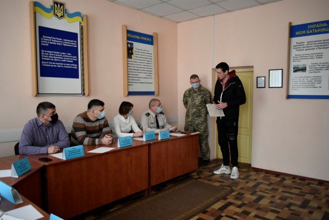 Новини Вінниці - фото з Смерть судді та ДТП зі «швидкою»: важливе за 6 квітня на 20minut.ua Попросився служити у Президентський полк. Кого беруть в елітний підрозділ?