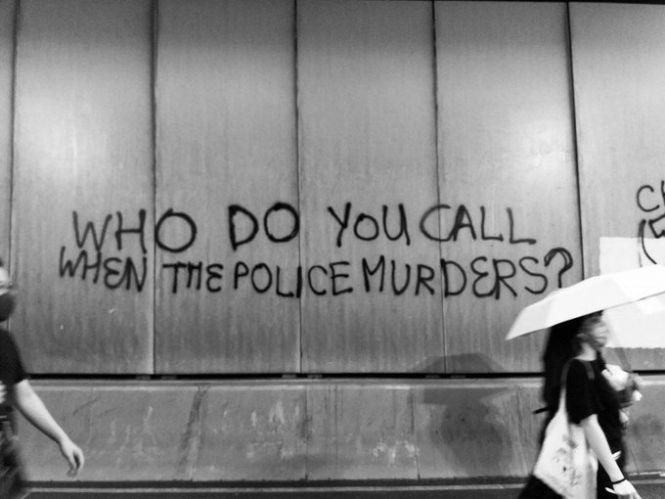 Новини Вінниці - фото з «Його обов’язково відновлять», — сказав 20minut.ua художник, який створив напис на набережній