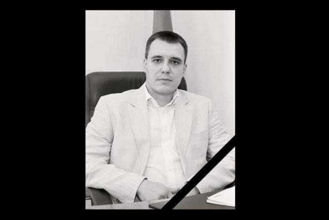 Новини Вінниці - фото з Смерть судді та ДТП зі «швидкою»: важливе за 6 квітня на 20minut.ua Помер суддя вінницького міськсуду Ігор Чернюк. Йому було 42 роки