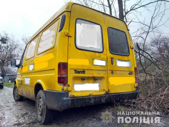 Новини Вінниці - фото з Вкрав мікроавтобус та побив його. Зловили чоловіка, який полюбляє викрадати авто