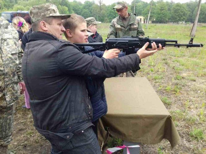 Новини Вінниці - фото з «Нас переконували, що йому буде краще в спецзакладі». Що треба знати про людей дощу
