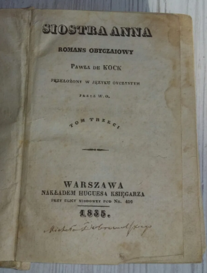 Новини Житомира - фото з Старовинні книги, які продають житомиряни