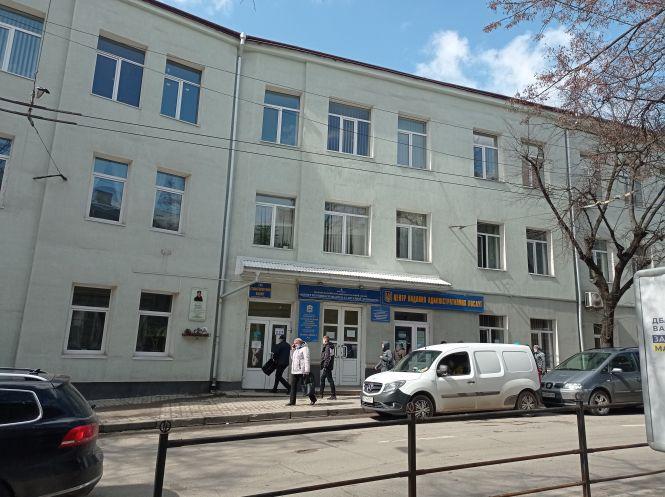 Новини Тернополя - фото з І СOVID не пройде? Ми перевірили, як у тернопільських поліклініках дотримуються карантину (ВІДЕО)