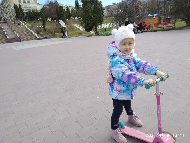 Новини Тернополя - фото з Замальовки з весняного Тернополя: як містяни проводять вихідний (ФОТОРЕПОРТАЖ)