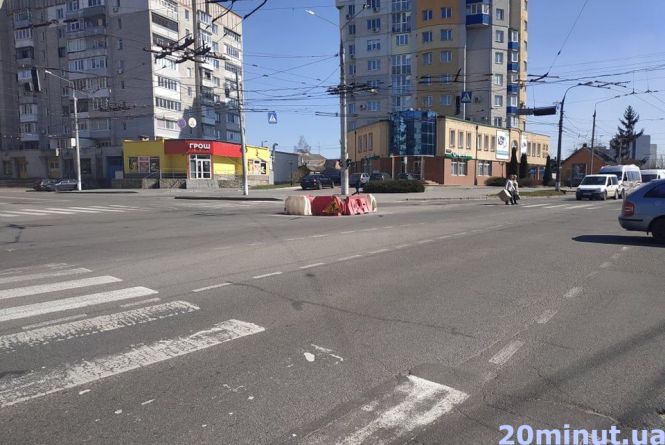 Новини Вінниці - фото з Догана підполковнику та захист від шахраїв: важливе за 10 квітня на 20minut.ua На Київській та Янгеля обмежать рух. Де ще нині не можна проїхати?