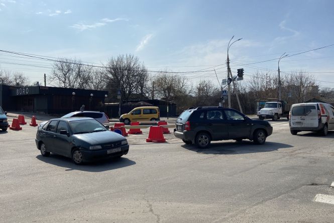 Новини Вінниці - фото з Догана підполковнику та захист від шахраїв: важливе за 10 квітня на 20minut.ua Коло на Коріатовичів. Скільки ще триватиме тестування нової схеми руху?