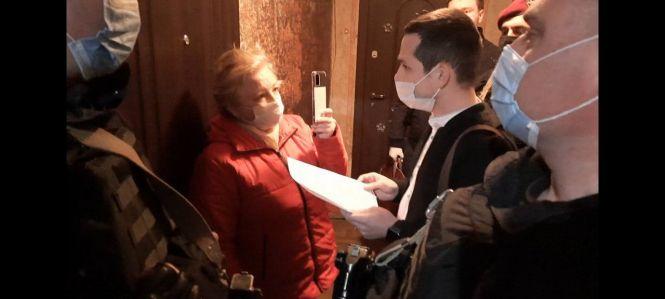 Новини Вінниці - фото з «О шостій ранку почали «виносити» двері»: чому до активіста Черкаса прийшли з обшуком