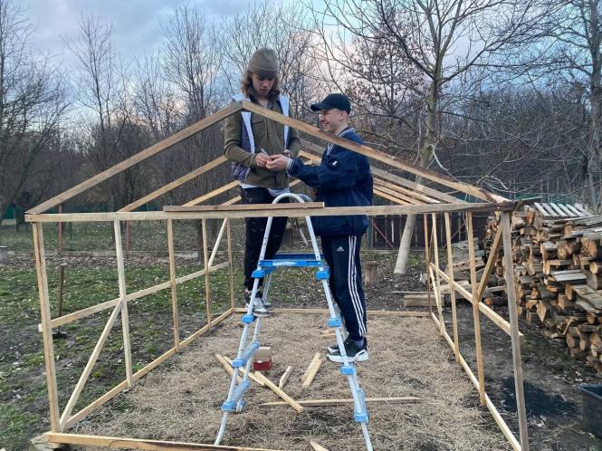 Новини Тернополя - фото з Закохані студенти з Тернопільщини висадили ціле лавандове поле. Де і коли можна побачити? Немає опису.