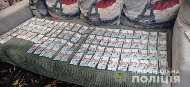 Новини Вінниці - фото з Підлога встелена доларами: на Вінниччині КОРД взяв банду чорних лісорубів