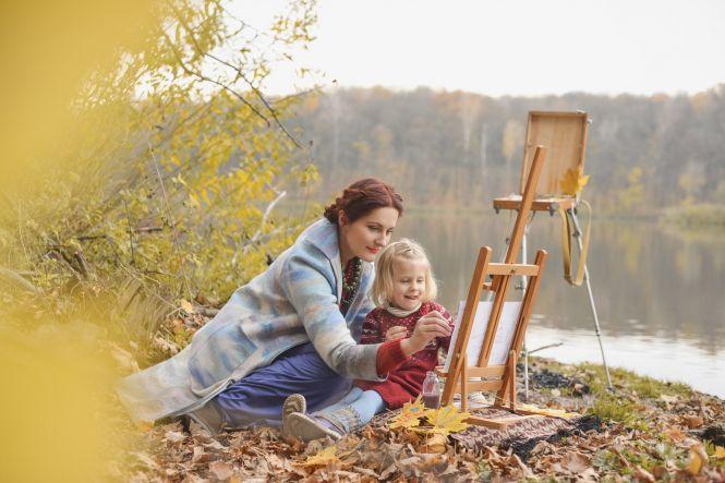 Новини Вінниці - фото з «Хочу щось по собі залишити»: вінничанка створює унікальні прикраси з мініатюрною вишивкою