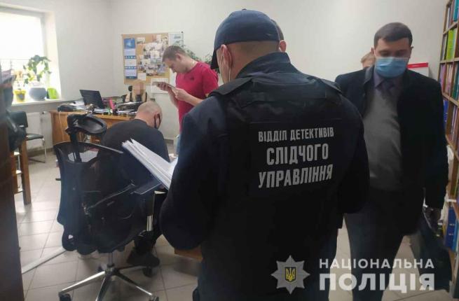 Новини Вінниці - фото з Підлога встелена доларами: на Вінниччині КОРД взяв банду чорних лісорубів