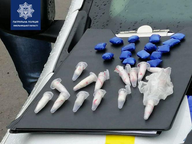 Новини Хмельницького - фото з У Ружичній затримали 20-річного «закладчика» наркотиків