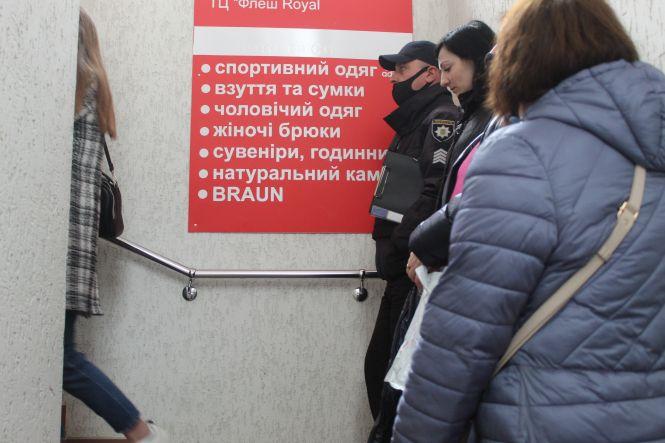 Новини Козятина - фото з У «Великому Флеші» було гаряче — там розбірки, крадіжка, чи кримінал?