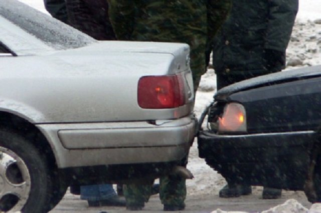 Новини Вінниці - фото з Три ситуації, коли водій, який ударив машину ззаду, не винен Три ситуації, коли водій, який ударив машину ззаду, не винен - фото 455941