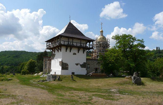 Новини Вінниці - фото з Затоплені села, скельні монастирі та криваві легенди. Куди поїхати у подорож на Поділлі?