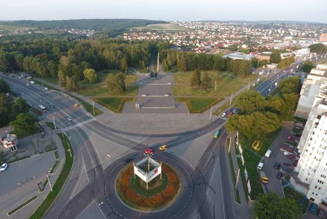 Хмельничанин пропонує перейменувати дендропарк “Поділля” : 11:02:2019 - vsim .ua