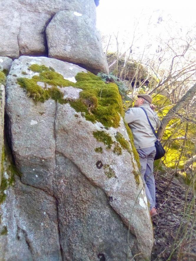 Новини Вінниці - фото з «Це справжній музей каменів…» Пропонуємо оглянути дивовижні зображення на березі Бугу