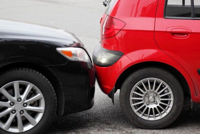 Новини Вінниці - фото з Хто винен у ДТП та «Гордон в шоколаді»: важливе за 18 квітня на 20minut.ua Три ситуації, коли водій, який ударив машину ззаду, не винен
