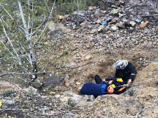 Новини Вінниці - фото з Впав у 20-метрову яму. На кар'єрі в Гнівані рятували школяра