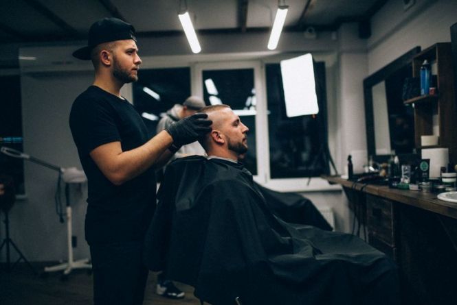 Скільки коштує постригтися-побритися у барбершопах Вінниці? Ми перевірили