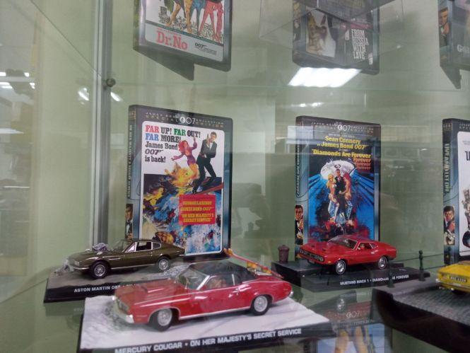 Новини Вінниці - фото з Бетмобіль, фургончик Скубі-Ду, Делоріан: якою буде нова експозиція у музеї моделей транспорту