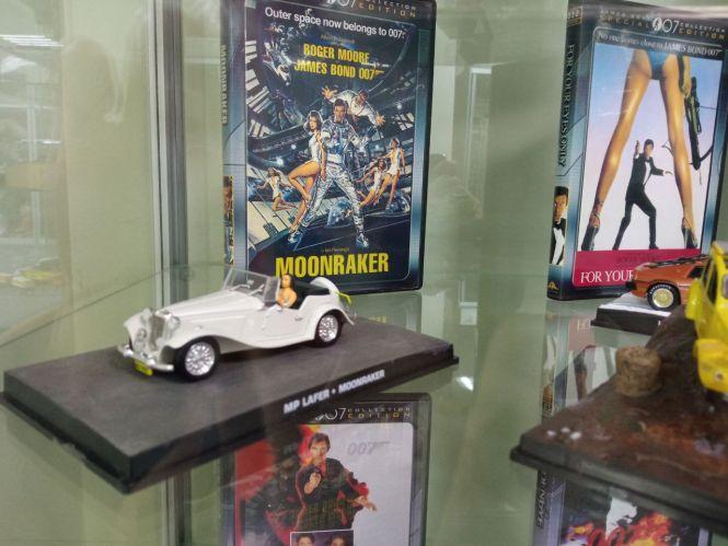 Новини Вінниці - фото з Бетмобіль, фургончик Скубі-Ду, Делоріан: якою буде нова експозиція у музеї моделей транспорту