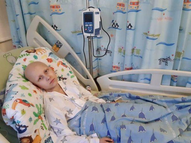 Новини Вінниці - фото з «Це останній шанс на її порятунок»: 12-річній Ангеліні терміново потрібна пересадка кісткового мозку