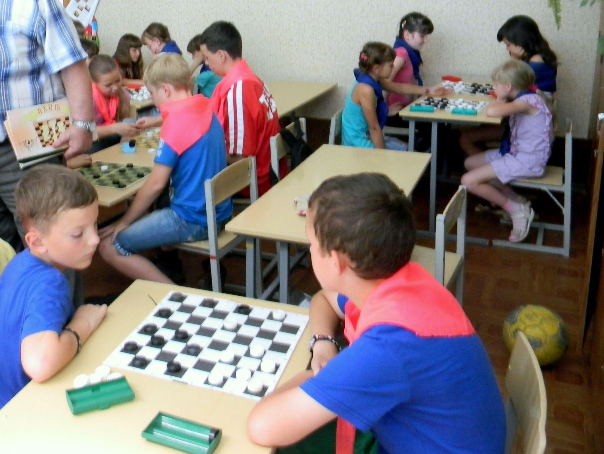 Новини Вінниці - фото з Із початківців —  у чемпіони світу. Де у Вінниці виховують майбутніх зірок шашок