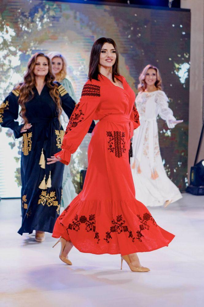 Новини Вінниці - фото з Корони отримали всі. Хто переміг у конкурсі «Місіс Вінниця та Місіс Поділля-2021»