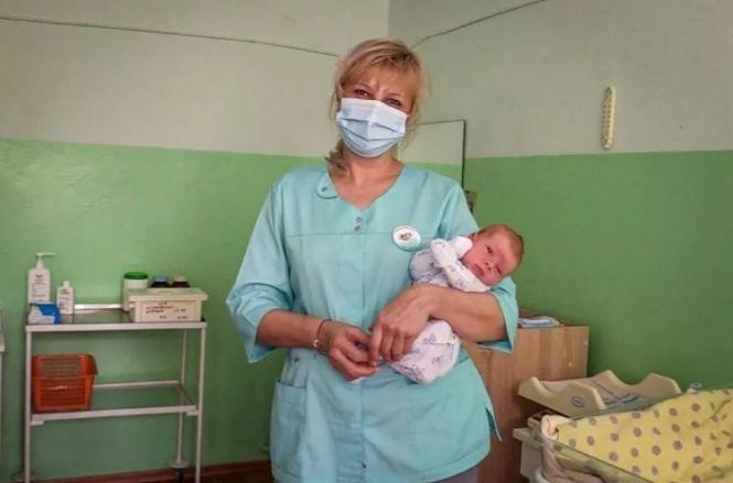 Новини Тернополя - фото з Великоднє диво для знайди Володі: мама повернулась? "20 хвилин" готові допомогти їй