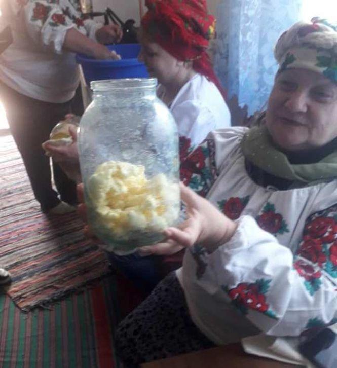 Новини Вінниці - фото з Як у Петрашівці масло «били». Пропонуємо майстер-клас для поповнення Великоднього кошика