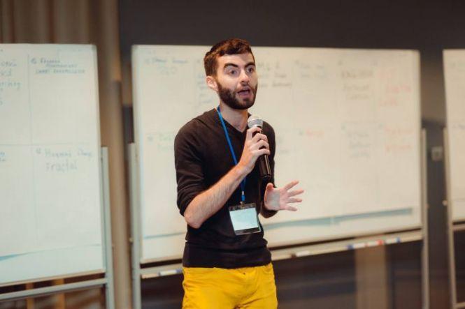 Новини Вінниці - фото з «Наші люди всюди», або Як вінничанин у Штатах допомагає боротися з коронавірусом?