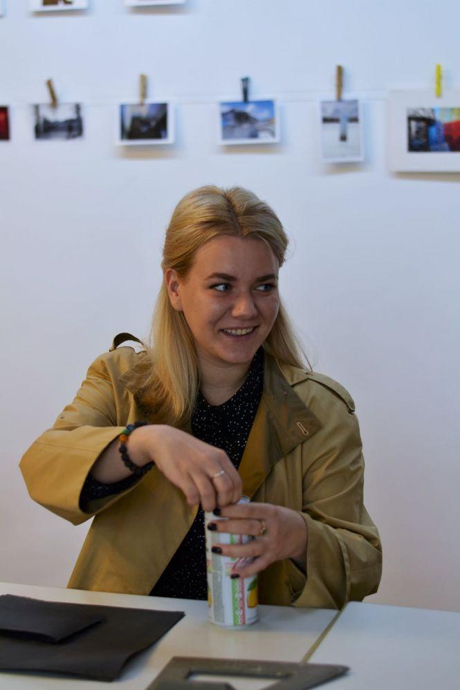 Новини Вінниці - фото з Робить фотокамери з бляшанок і протигазу: про пінхол-зйомку фотографа Олексія Кібкало