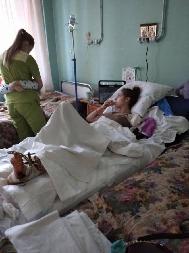 Новини Козятина - фото з Попереду ще кілька операцій та пластик: як почуває себе Діана Цимбарович?