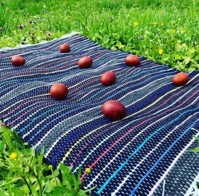 Новини Вінниці - фото з Джинсові килимки на ткацьких верстатах або що таке апсайклінг по-вінницьки